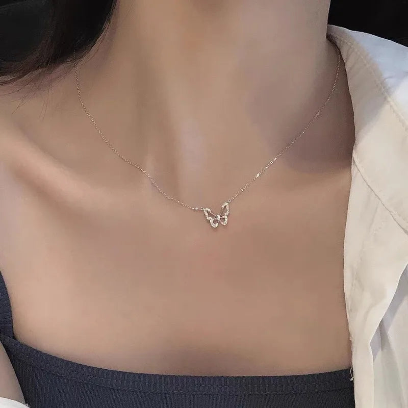 Clavicle - Necklace